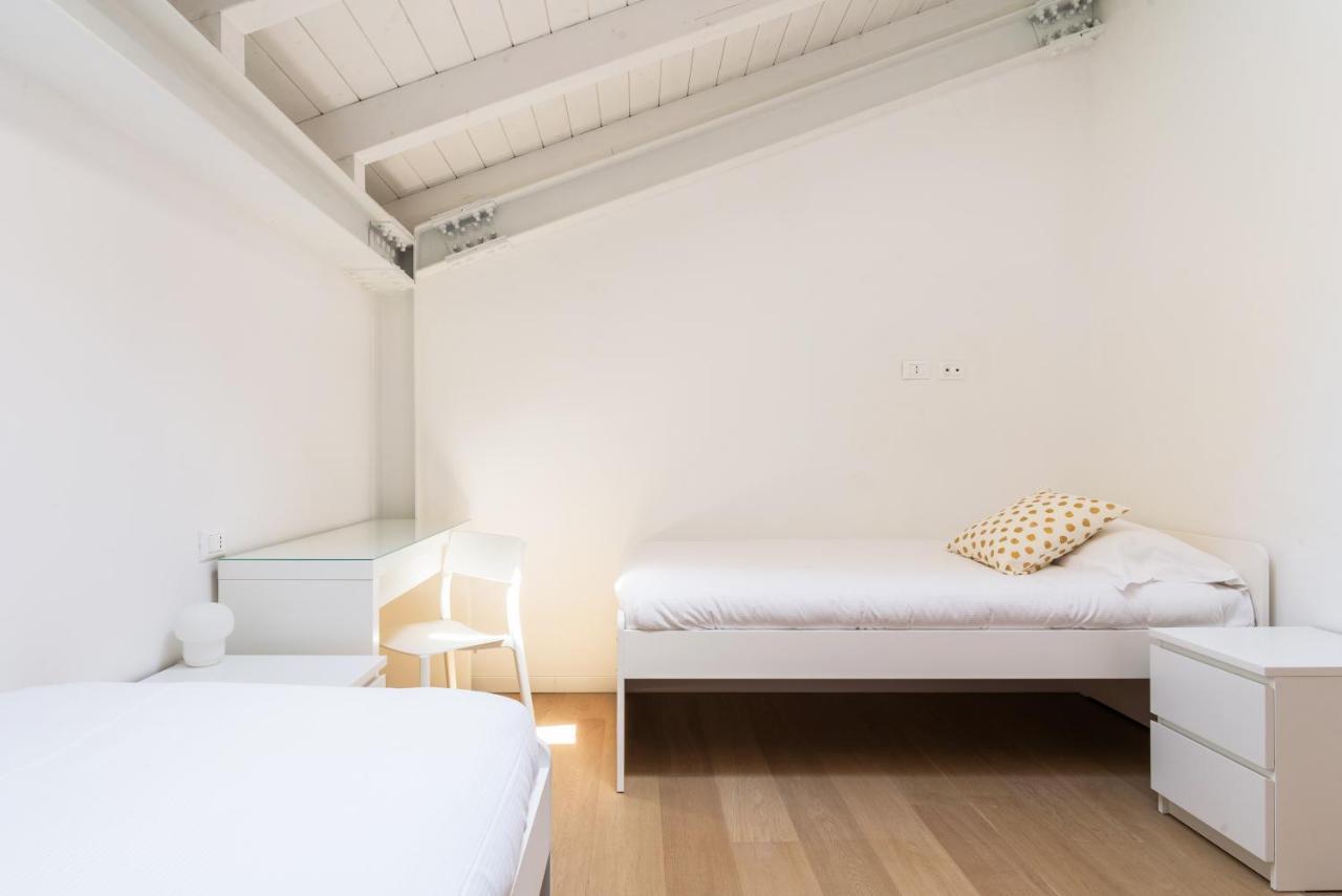 White Navigli Lejlighed Milano Eksteriør billede